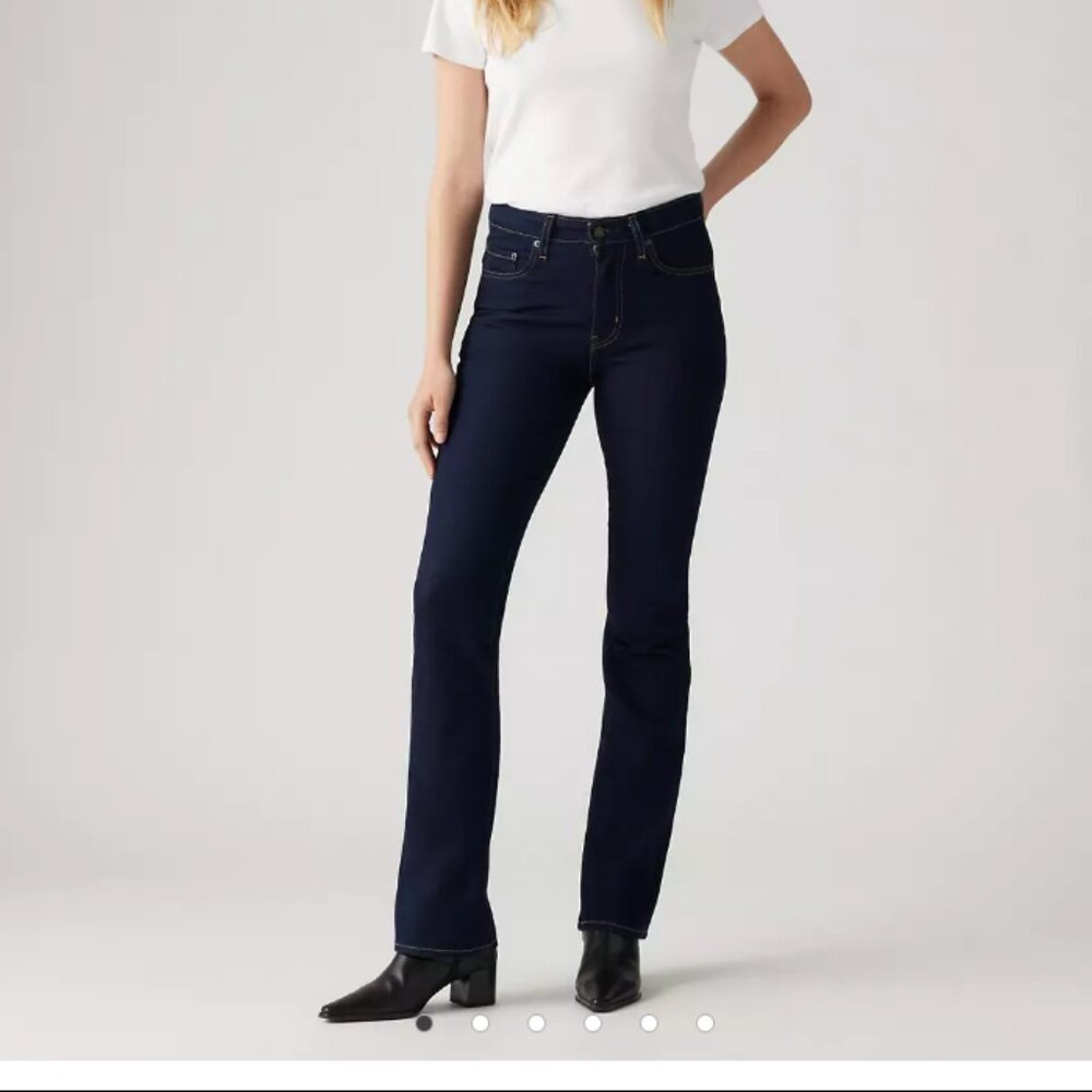 Levi's 725 High Rise Bootcut Women's Jeans NWT